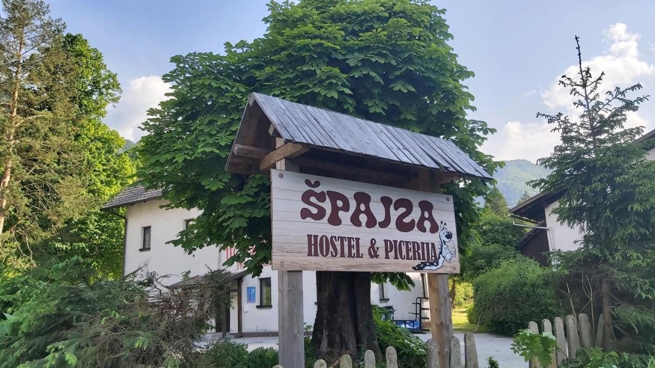 Hostel In Picerija Spajza 莫斯特拉纳 外观 照片