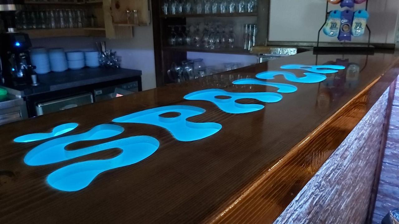 Hostel In Picerija Spajza 莫斯特拉纳 外观 照片