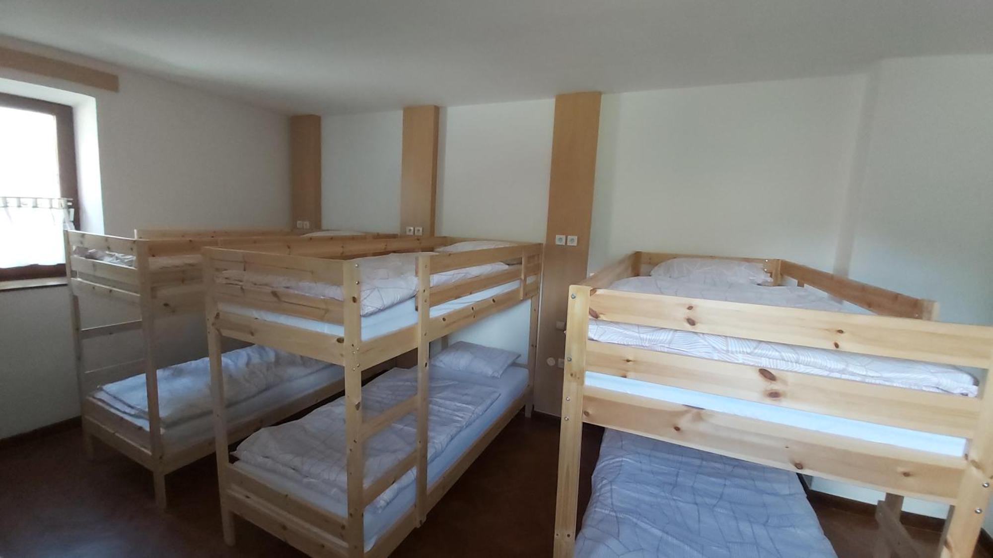 Hostel In Picerija Spajza 莫斯特拉纳 外观 照片