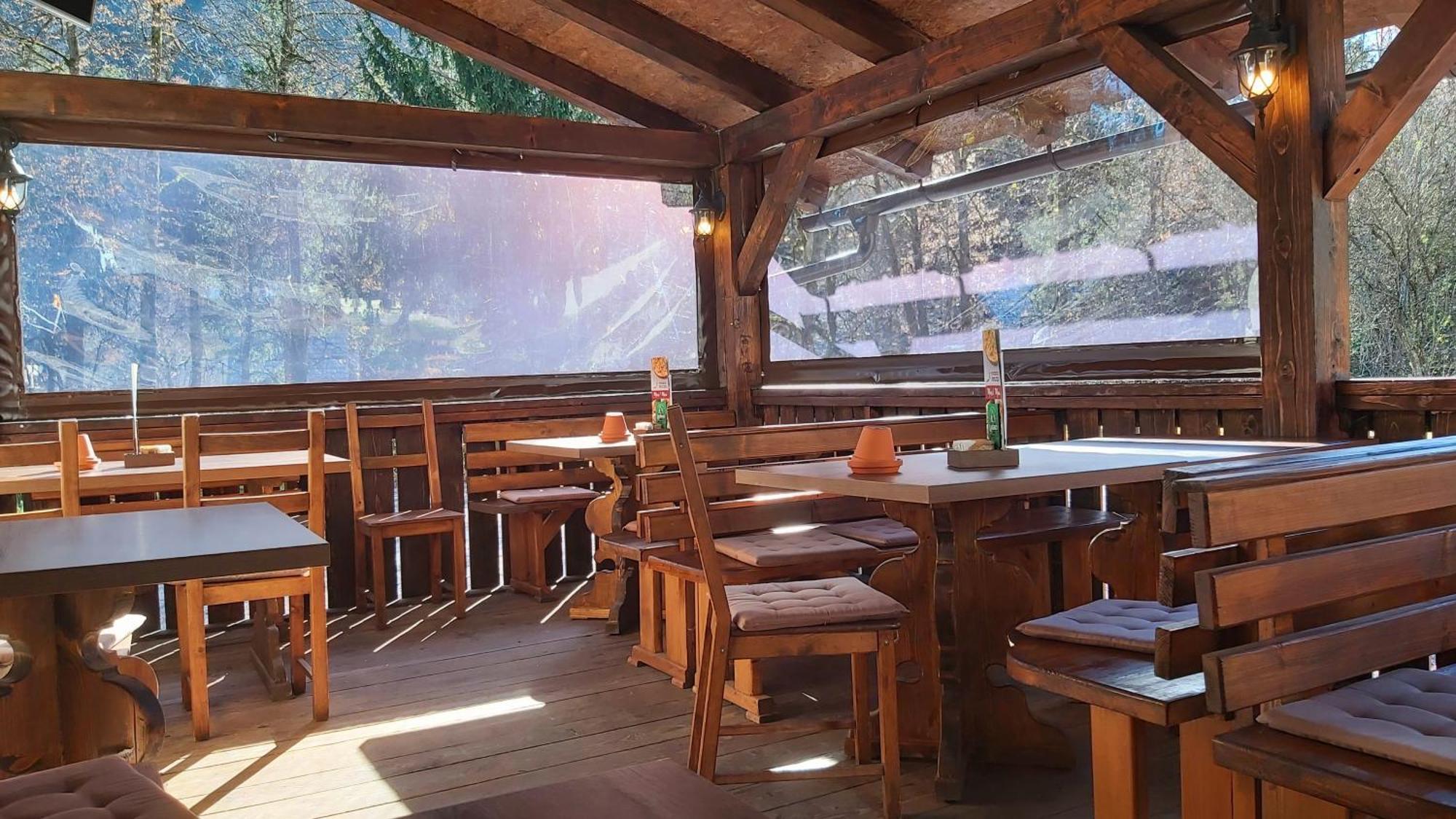 Hostel In Picerija Spajza 莫斯特拉纳 外观 照片